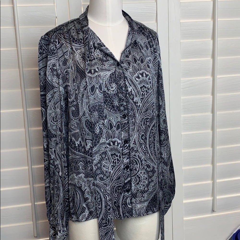 Worth black and white patterned 100% silk top M